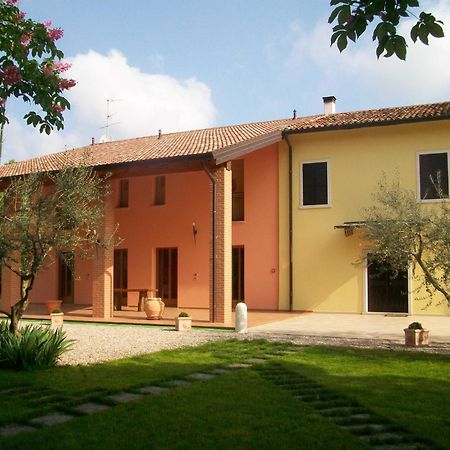 Agriturismo Radamez Monzambano Eksteriør bilde
